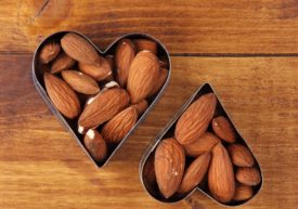 almonds effect on cholesterol
